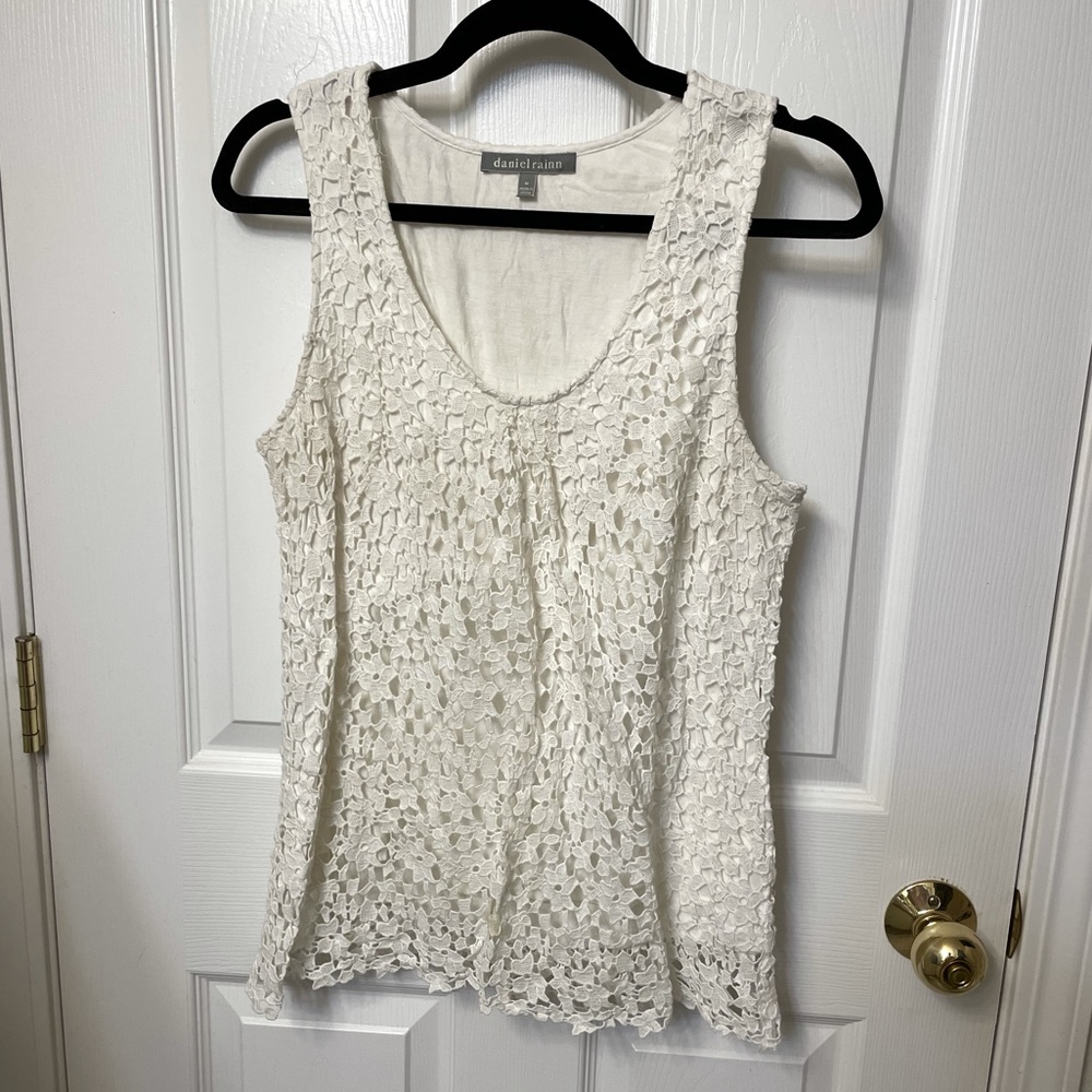 Daniel rainn tank medium